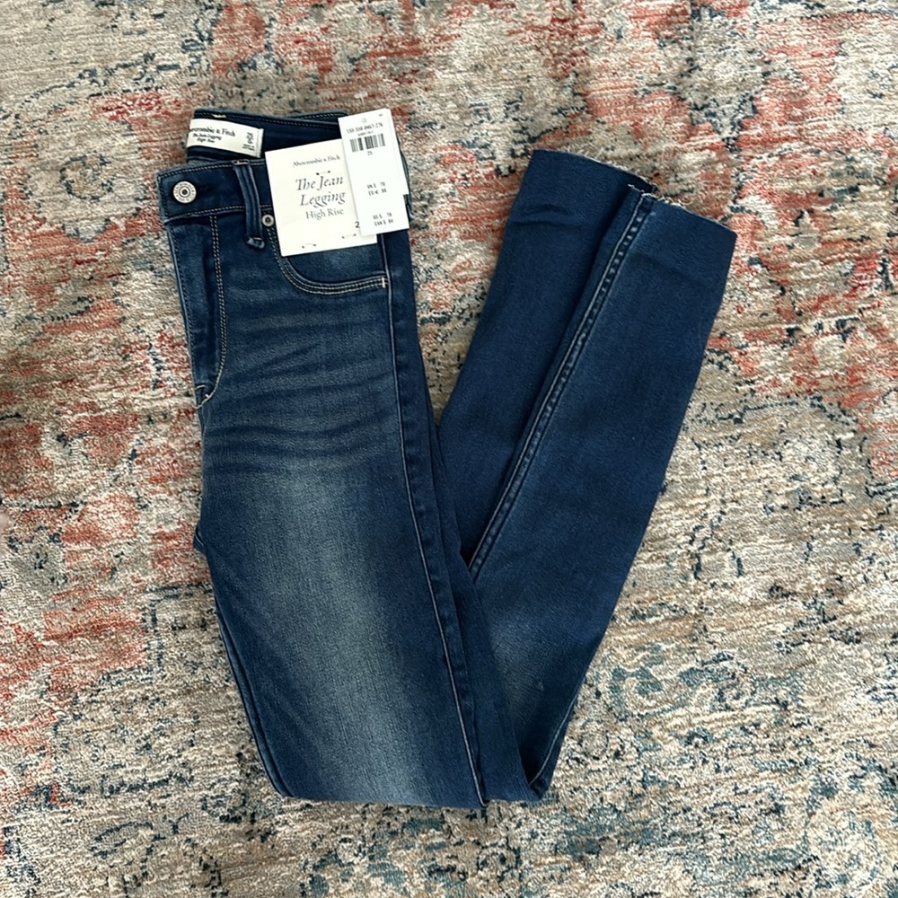 Abercrombie & Fitch High Rise Jegging